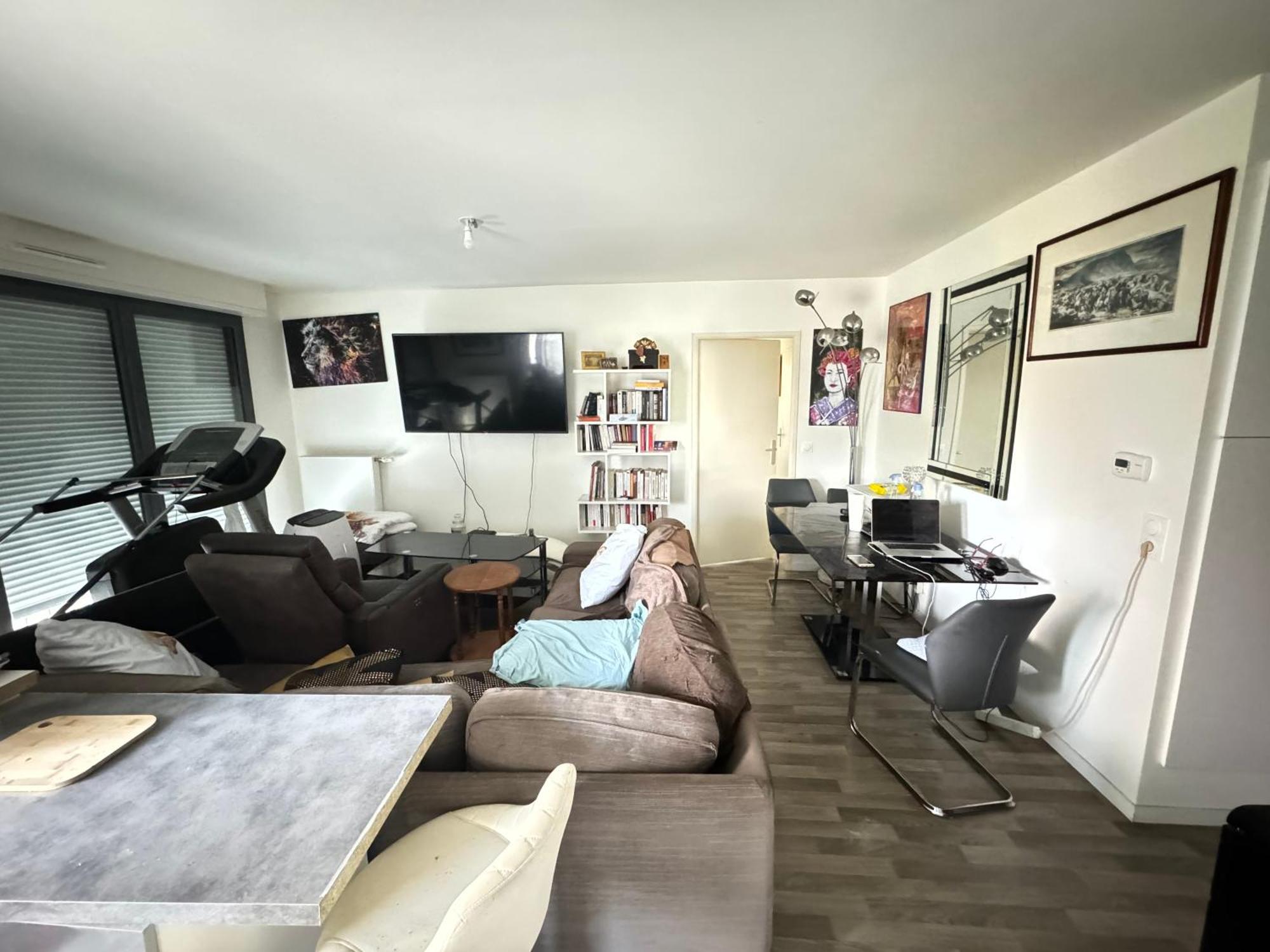 Grande Chambre 14 M2 Avec Salle De Bain Privative A Nanterre Prefecture Proche La Defense Arena Campus Sncf Et Paris Kültér fotó
