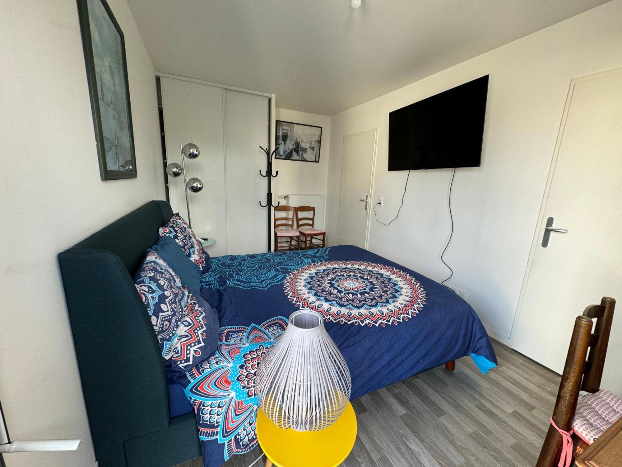 Grande Chambre 14 M2 Avec Salle De Bain Privative A Nanterre Prefecture Proche La Defense Arena Campus Sncf Et Paris Kültér fotó
