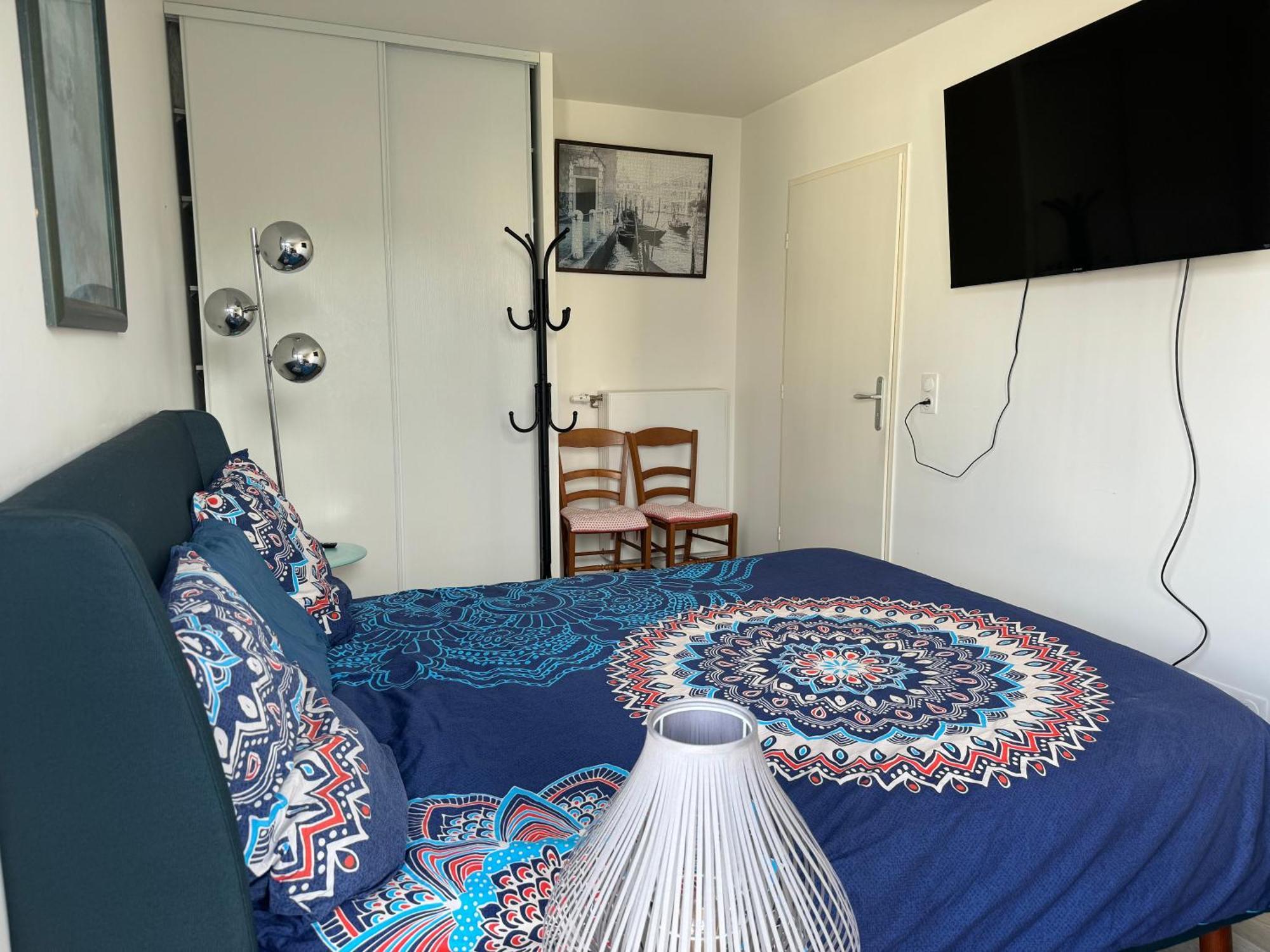 Grande Chambre 14 M2 Avec Salle De Bain Privative A Nanterre Prefecture Proche La Defense Arena Campus Sncf Et Paris Kültér fotó