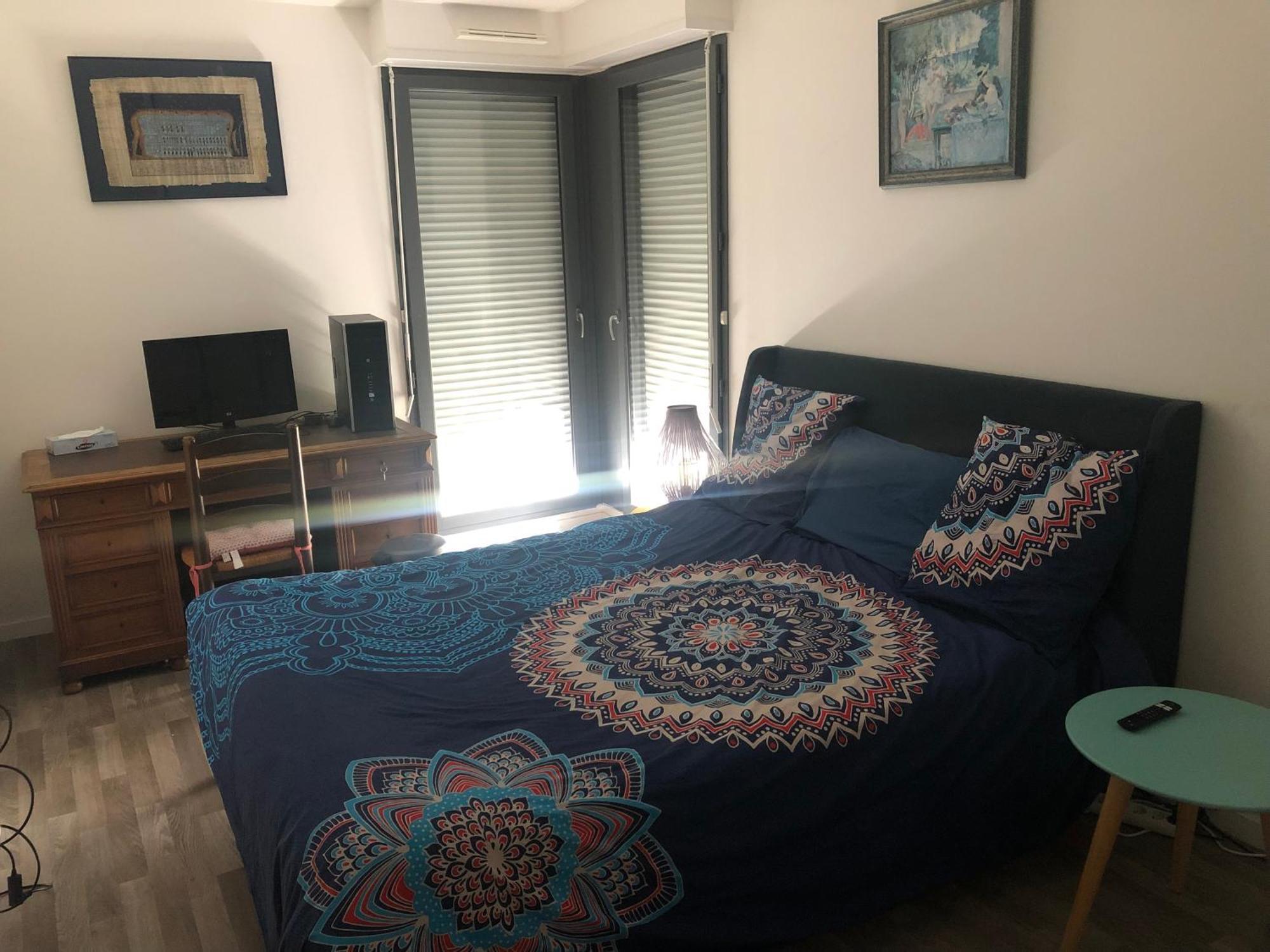 Grande Chambre 14 M2 Avec Salle De Bain Privative A Nanterre Prefecture Proche La Defense Arena Campus Sncf Et Paris Kültér fotó